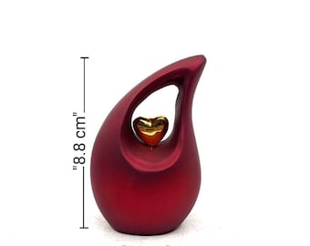 Red Teardrop Mini Urn with Gold Heart – Keepsake Urn