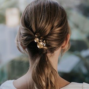 GALATÉE Hair splice Wedding image 1