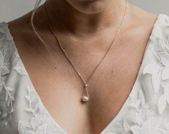 FOSTER - Hanging necklace with pearl - Wedding