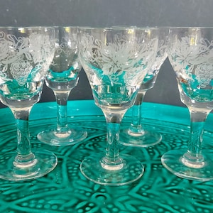 5 Vintage Sherry or Port Glasses with etched grapevine pattern, lovely heavy glass, 1960's