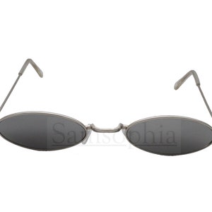Modern Adult Oval Silver Sunglasses with Mirrored Lens. UV400 Protection. SMAOV006