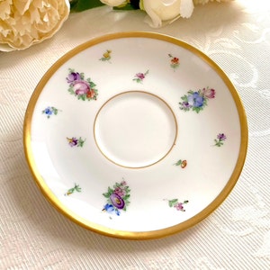 Thomas Bavaria Vintage Porcelain Saucer: Floral Motifs, Gold Trim