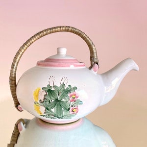 Hand-Painted Nordic Botanical Tea Pot: Hedebo Keramik Pottery with Wicker Handle