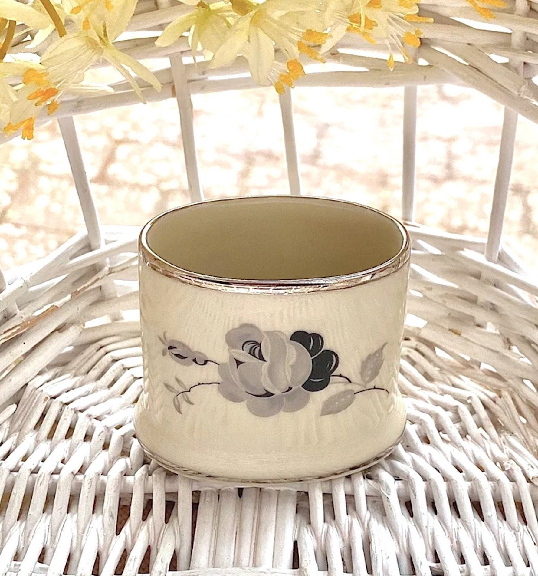 Antique 1910-1920s Kjøbenhavns Porcellains Maleri KPM Black Rose Petite  Open Jar. Beautiful Black and Grey Motive on Both Sides - Etsy, image size:1778x1903