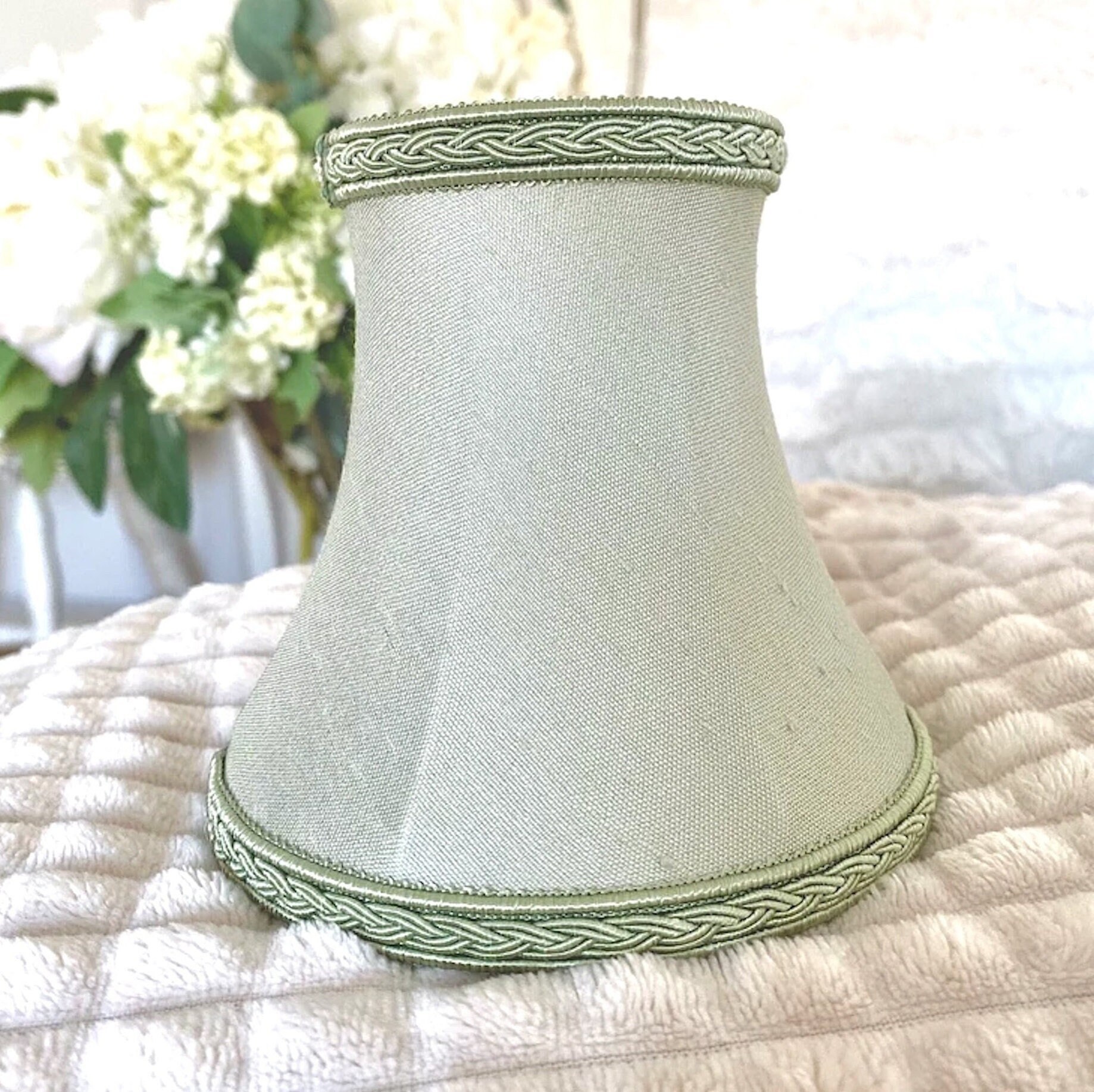 Beautiful Style White Coloured Glitter 40cm Cylinder Shape Faux Linen Shade 