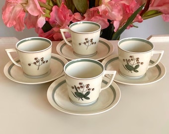 Price is for 1 Cup and 1 Saucer. Hjertegræs Royal Copenhagen Vintage First Class Demitasse Cup and Saucer Set Off White Heirloom Collectible