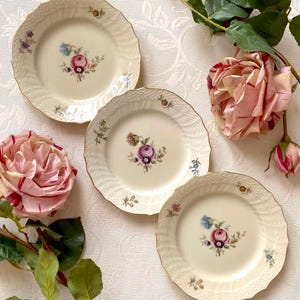 Price is for 1 Plate. No. 910-1626 Royal Copenhagen Frijsenborg First Class Cake/Side 15 cm Diameter Plate with Pink Rose Motive. Variations