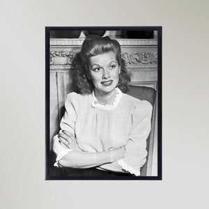 Lucille Ball (1943) Print Poster Picture Gift Wall Art In Various Sizes Unframed