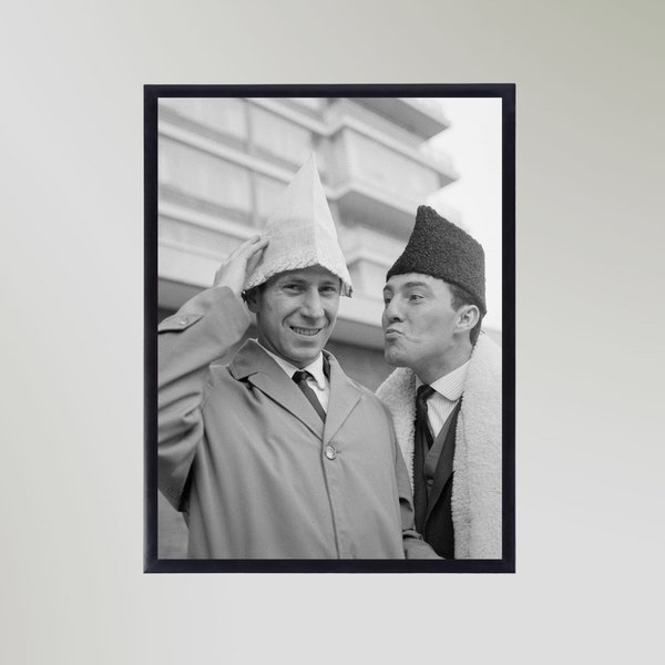 Bobby Charlton & Jimmy Greaves (1964) Print Poster Picture Gift In Various Sizes Unframed