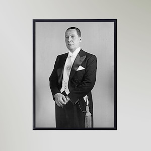 Juan Peron (1948) Print Poster Picture Gift In Various Sizes Unframed