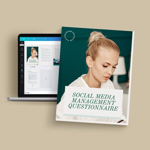 Pode incluir: Um question&aacute;rio verde e branco intitulado "Social Media Management Questionnaire". Uma mulher est&aacute; olhando para a tela de um telefone no fundo.