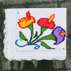 Kruissteek bloem tortilla warmer | Servilletas Mexicanas de Punto de Cruz Flores | Kleurrijke tulpen