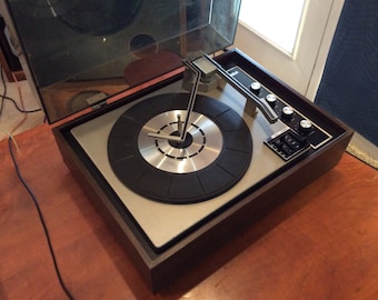 Vintage Turntable | Etsy