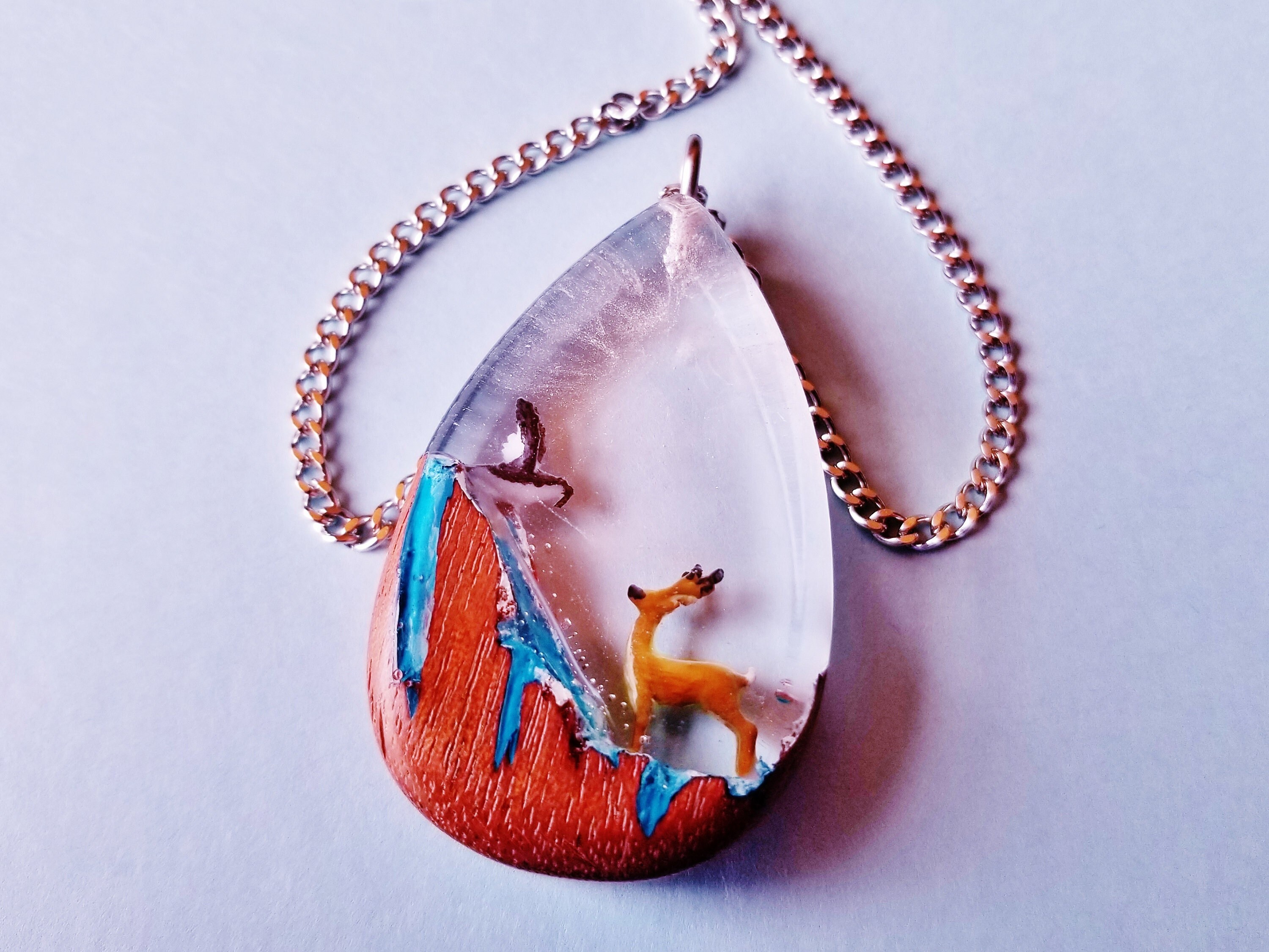 Sanding store resin jewelry