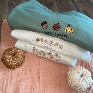 Cozy season Embroidered Crewneck, fall pullover, autumn simple crewneck, minimalist fall sweatshirt, thanksgiving