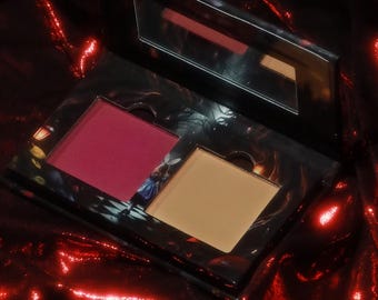 Distorted Dreamland Blush Duo: Paleta do makijażu twarzy w odcieniach brązu i jagód