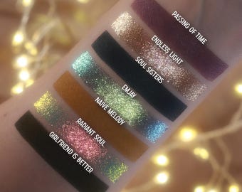 Light In Your Eyes Duochrome Eyeshadow Palette: Sparkly Shimmers & Buildable Mattes