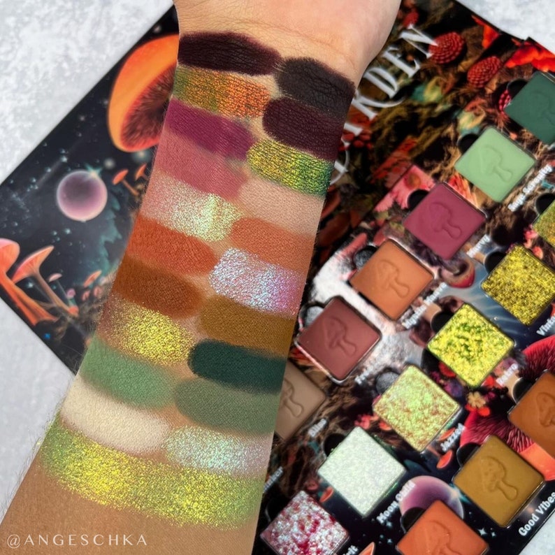 Groovy Garden Eyeshadow Palette - Etsy