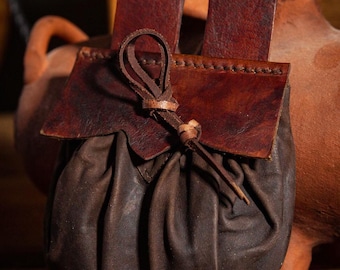 Leather belt pouch with drawstring closure "Osmond" without rivets | Medieval | LARP bag | Historical clothing | Viking