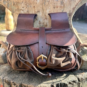 Kidney pouch “Louis” medieval leather belt bag, LARP bag, historical clothing, leather pouch, knight image 3