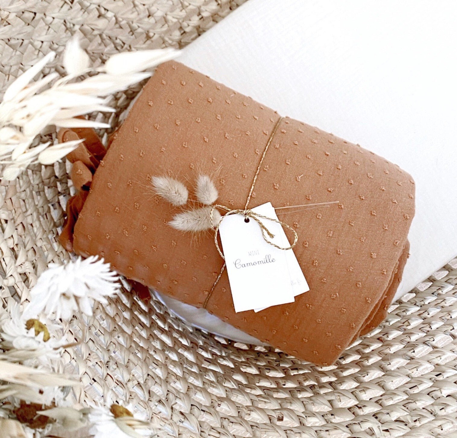 Habillage de Couffin ou Lit Plumetis Caramel Bio