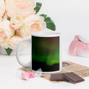 Nordlichter Tasse weiß matt | Aurora Borealis Tasse | Nachthimmel Becher | Muttertagsgeschenk | Geschenk zum Vatertag