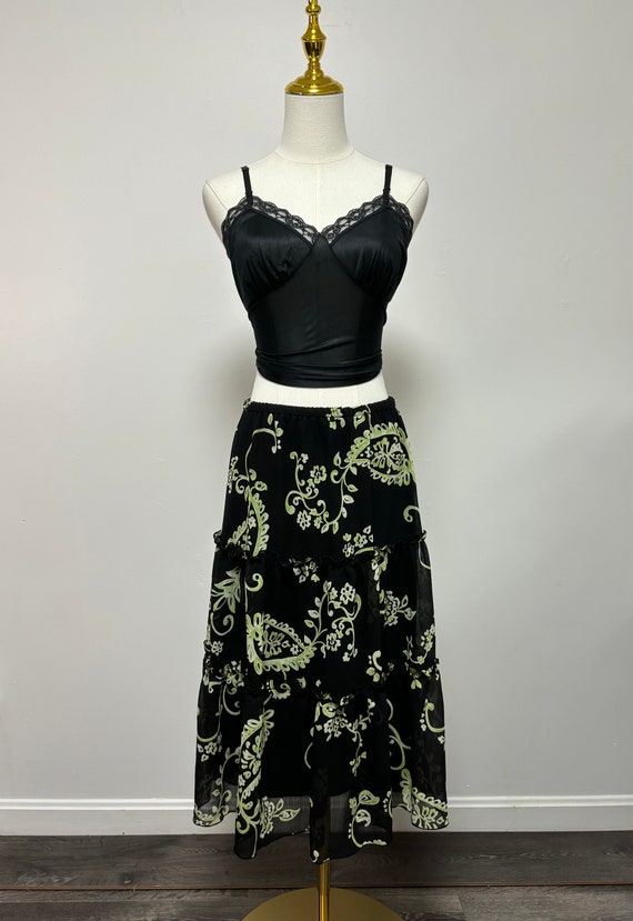 Vintage Y2K Black & Green Floral Midi Skirt | Siz… - image 1