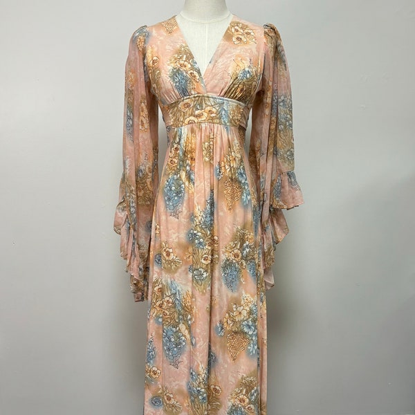 Vintage 70’s Angel Wing Sleeve Floral Prarie Dress | Size S/M