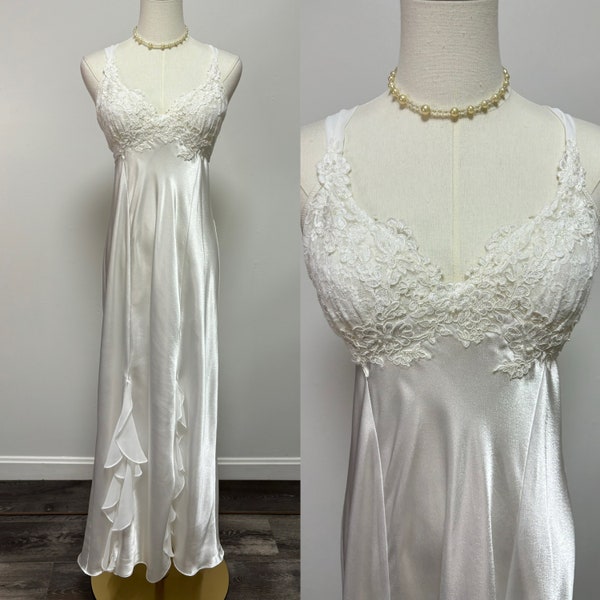 Vintage Y2K White Ivory Satin Lace Nightgown | Size S/M