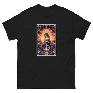 Matigheid (XIV) Tarot Card T-shirt Evenwicht geduld Doel en gematigdheid Grote gevleugelde engel gebonden door aarde en natuurrecht