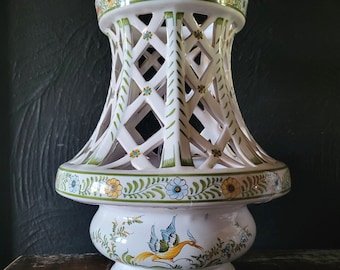 Lallier in Moustiers Frankrijk Faience netlamp, Lallier in Moustiers Lamp