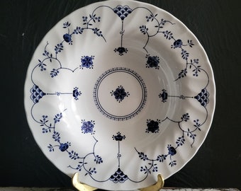 Vintage Churchill China &quot;Finlandia&quot; Rim Soup Bowl, Swirl RIm Blue and White Bowl