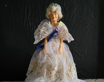 VTG Peggy Nisbet la reine Elizabeth la reine mère en robe de soirée sans boîte # P425