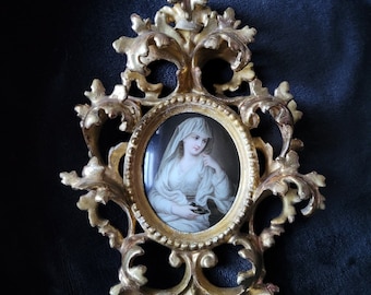 Antique Porcelain Plaque of a Woman as a Vestal Virgin in Gilt Florentine Frame