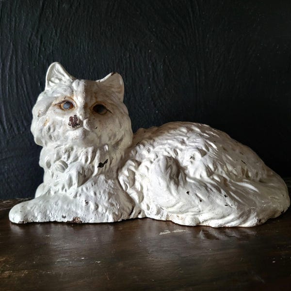 Antique 1920s Hubley Cast Iron Cat Doorstop, Laying Persian Cat Door Stop #335