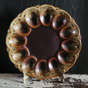 vintage brun vert goutte à goutte oeuf à la diable assiette plat bord festonné