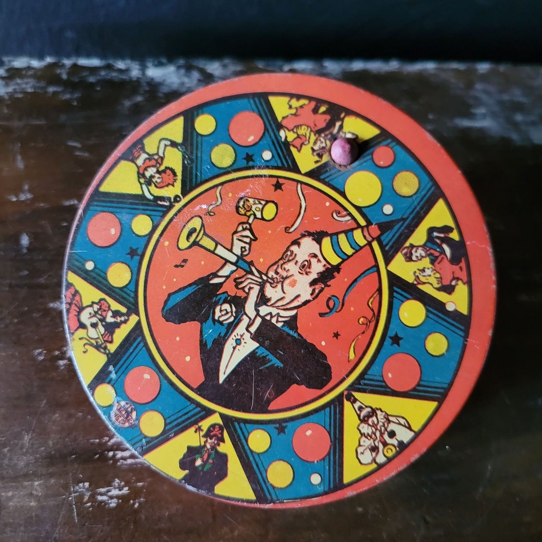 Vintage US Metal Toy Mfg Co. N.Y. Tin Spinner Noise Maker Rattle W ...