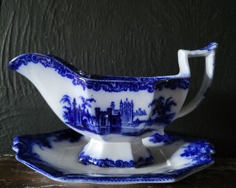 Flow Blue Gravy Boat Japan (Tre) Flow Blue Gravy Boat Japan (Tre)