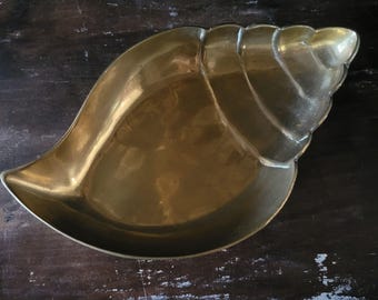 Vintage Brass Seashell-Shaped Dish / Brass Trinket Dish
