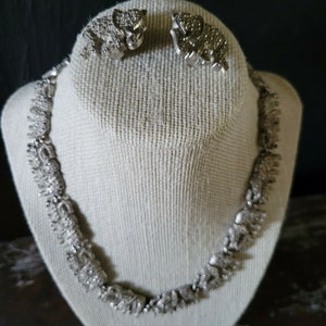 Vintage Silber Ton Elefant und Baby Halskette und Clip On Ohrringe Set