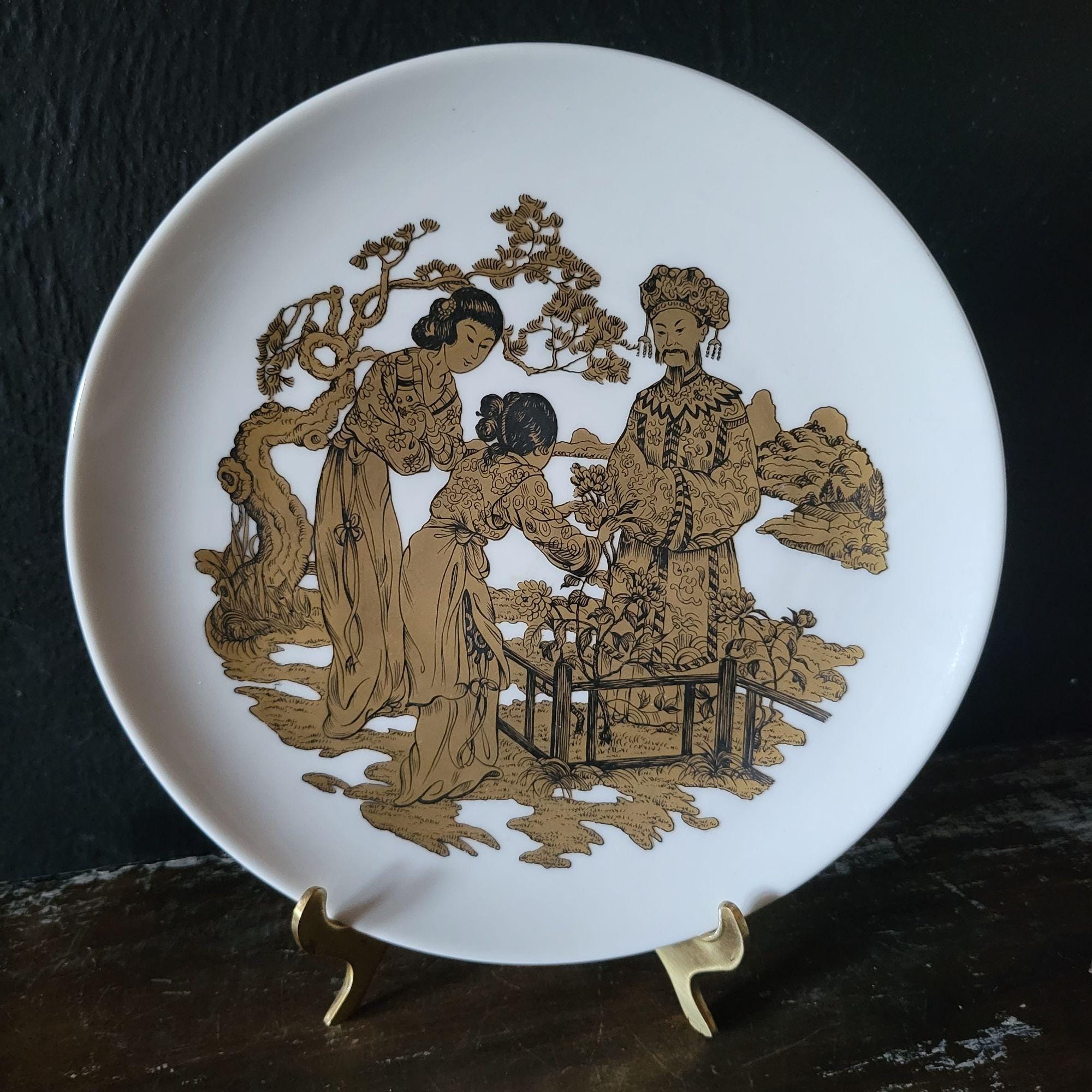 【再値下げ】KAISER Germany 絵皿　約20cm Pair of Vtg Kaiser W. Germany Porcelain Plates Asian Design Gold