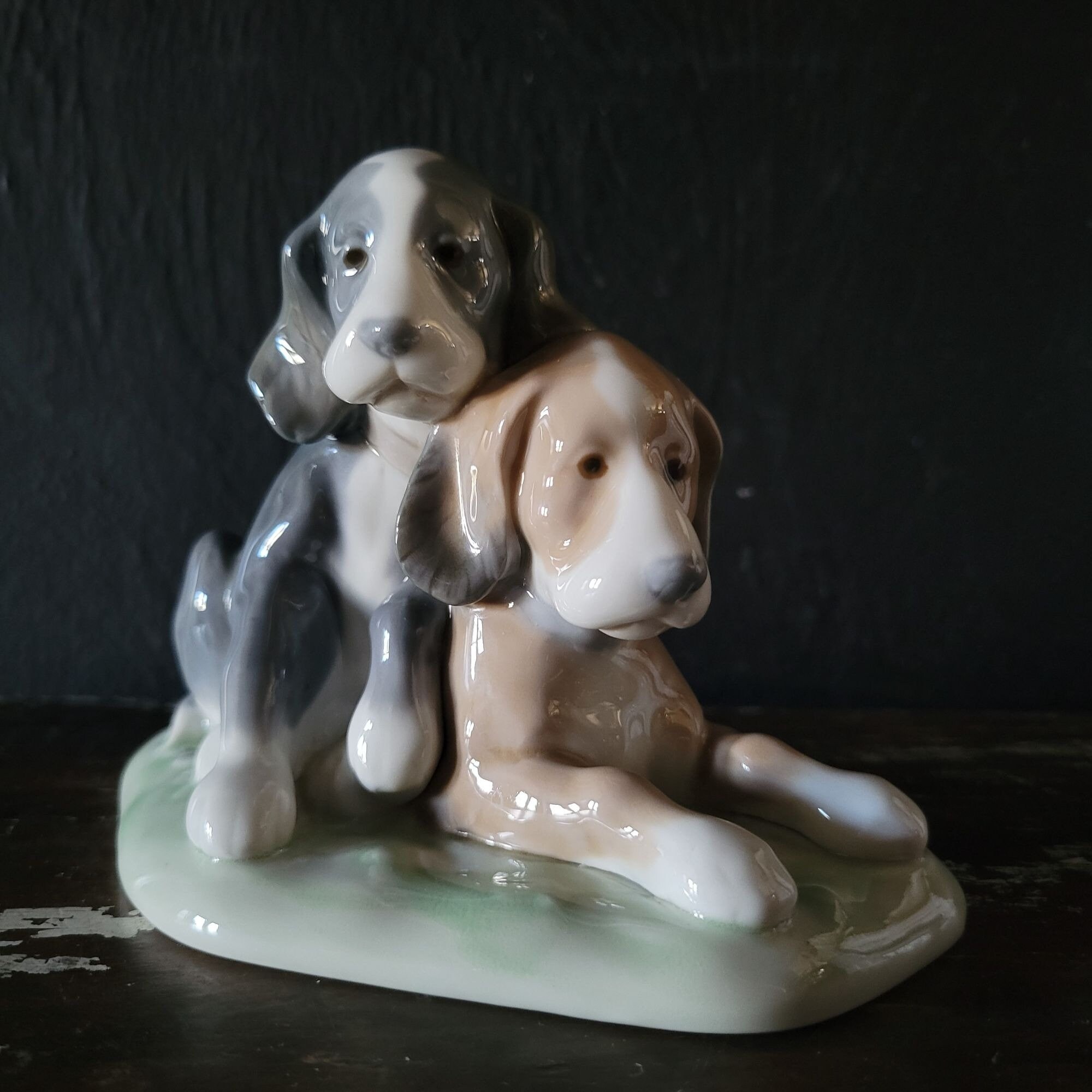 【祝開店！大放出セール開催中】 Vintage Lladro Nao Two Pups Porcelain Figurine, Porcelain 工芸品