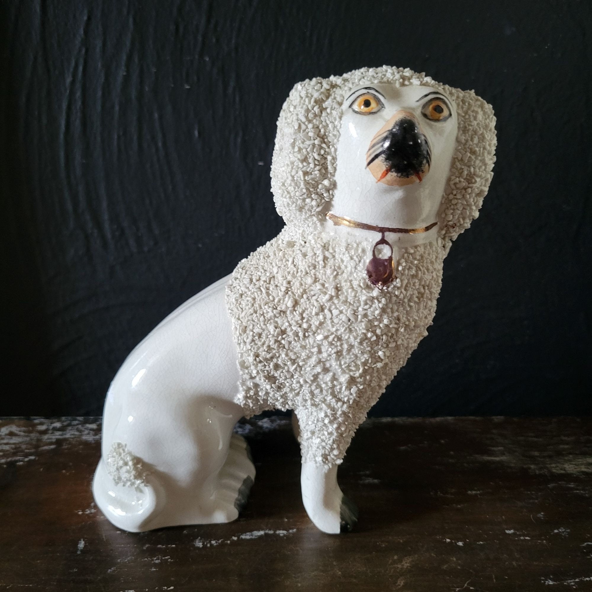 置物 AFY Antique Confetti Staffordshire Dog, Wally Dog Figurine, Mantle Dog