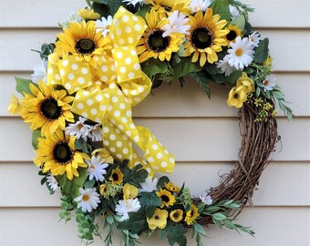 Sunflowers and Daisies Front Door or Mantle Wreath, Country Farmhouse wreath, Yellow and White Large wreath, Front Door Summer Wreath
