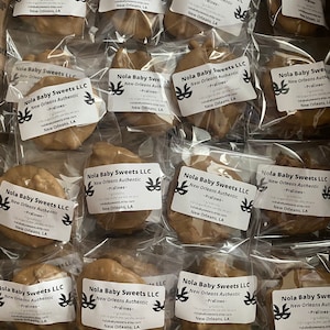 Auténticos mini pralinés/pecanas de Nueva Orleans envueltos individualmente para fiestas/bodas.