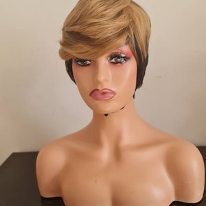 PixieCut short  Ombre Blonde synthetic wig/ Ombre black blonde PixieCut short wig