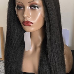 Synthetische Lace Front Perücken Frauen Yaki Gerade Schwarze Spitze Perücke Hitzebeständige Perücke