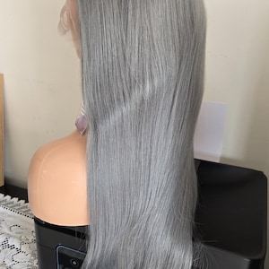 30inch Long Grey frontal human hair wig 13x4 Transparent lace 150density full Silver Grey Straight Human Hair Wig 13x4 Wig.