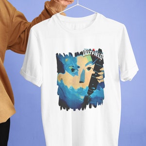 Best Popular Clothing The Outfield 86 Never Worn Never Washed Play Deep Unisex Best Tshirt & Sweatshirt Hoodie