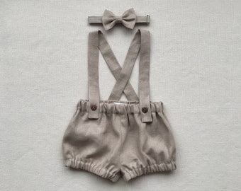 Cake smash outfit Baby linen outfit Bloomers with straps Baby boy summer shorts and bow tie set Baby linen diaper cover Baby linen bow tie